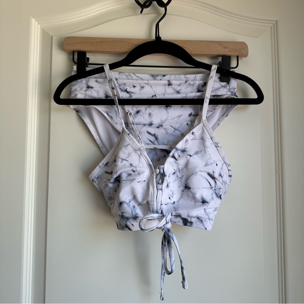 SHEIN White Blue Tie Dye Bikini
